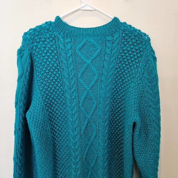 HAND Knit Coastal Sweater by Knitcraft 38"/40" - Picture 7 of 8